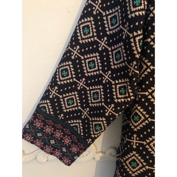 Beautiful silk kimono/ cover up - Picture 3 of 5